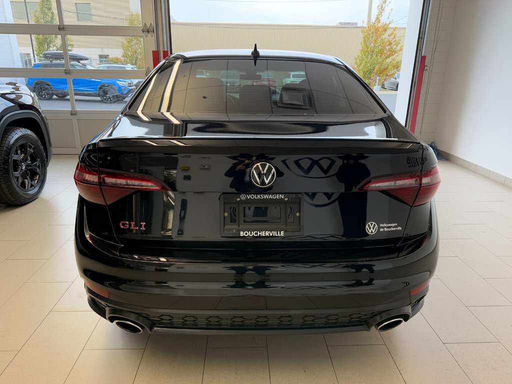 2022 Volkswagen Jetta GLI AUTOBAHN in Boucherville, Quebec - 9 - w1024h768px