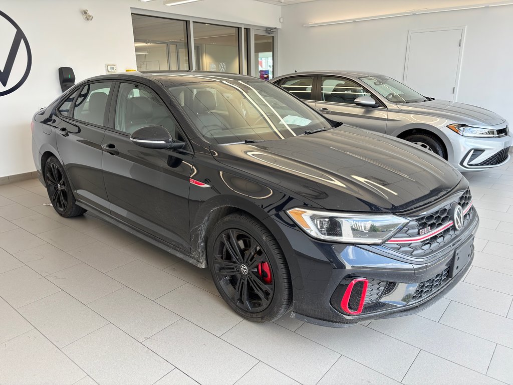 2022 Volkswagen Jetta GLI AUTOMATIQUE in Boucherville, Quebec - 3 - w1024h768px