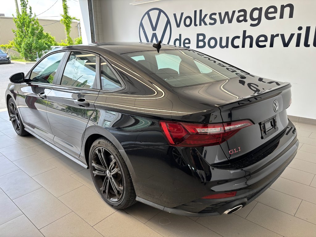 2022 Volkswagen Jetta GLI AUTOMATIQUE in Boucherville, Quebec - 7 - w1024h768px