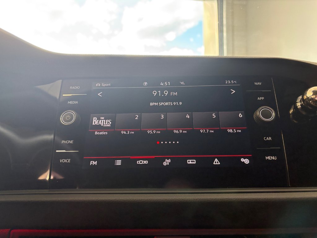 2024 Volkswagen Jetta GLI 40th Anniversary Edition in Boucherville, Quebec - 19 - w1024h768px