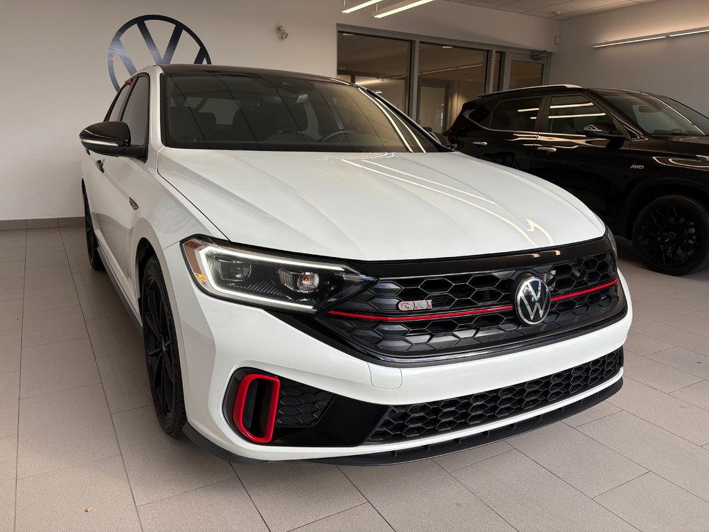 2024 Volkswagen Jetta GLI 40th Anniversary Edition in Boucherville, Quebec - 3 - w1024h768px