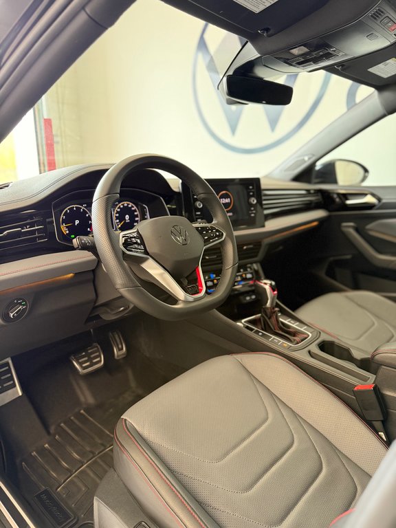 Volkswagen Jetta GLI Autobahn 2025 à Boucherville, Québec - 2 - w1024h768px