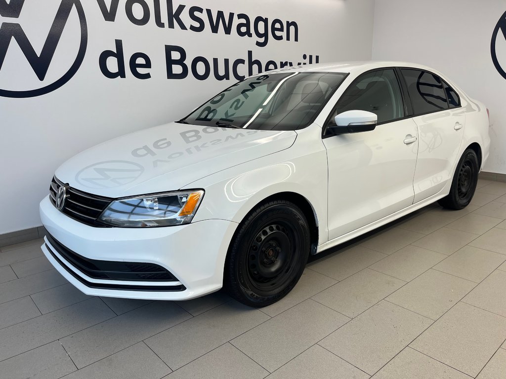 Volkswagen Jetta Sedan TRENDLINE 2015 à Boucherville, Québec - 1 - w1024h768px