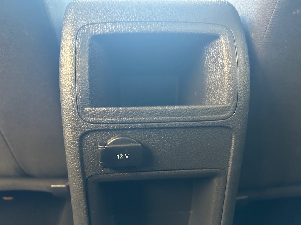 Volkswagen Jetta Sedan TRENDLINE 2015 à Boucherville, Québec - 28 - w1024h768px