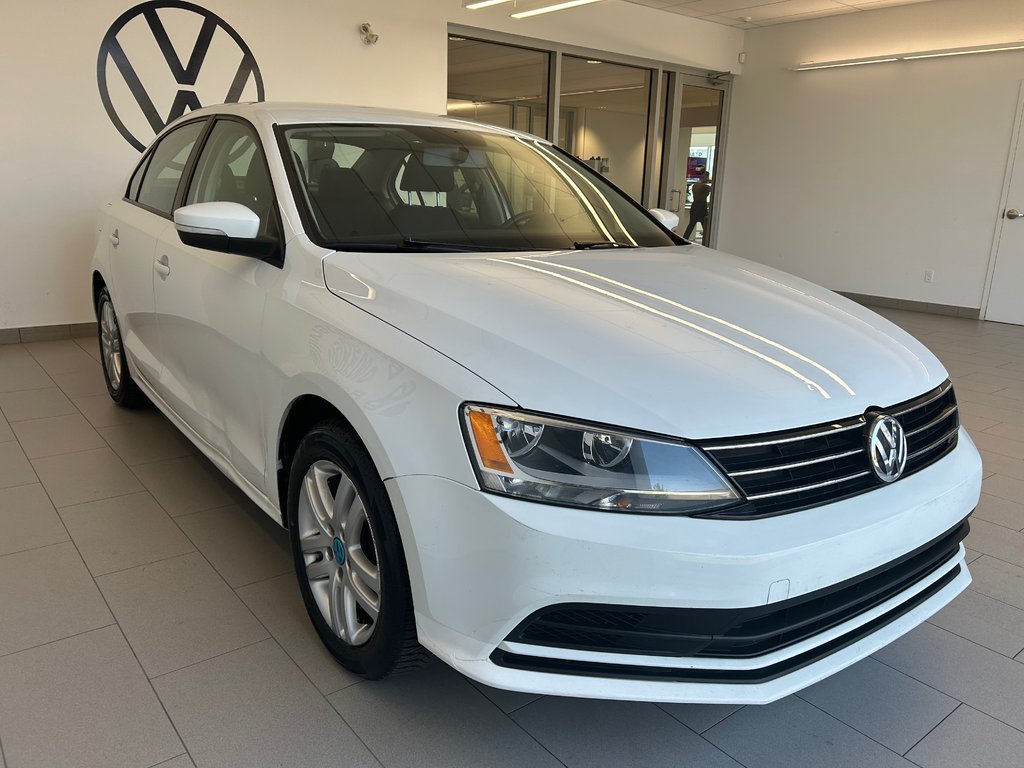 Volkswagen Jetta Sedan TRENDLINE 2015 à Boucherville, Québec - 3 - w1024h768px