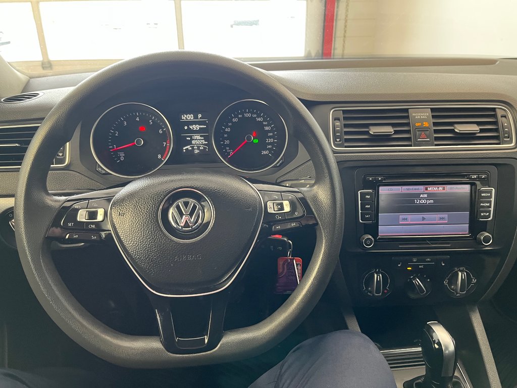 Volkswagen Jetta Sedan TRENDLINE 2015 à Boucherville, Québec - 6 - w1024h768px