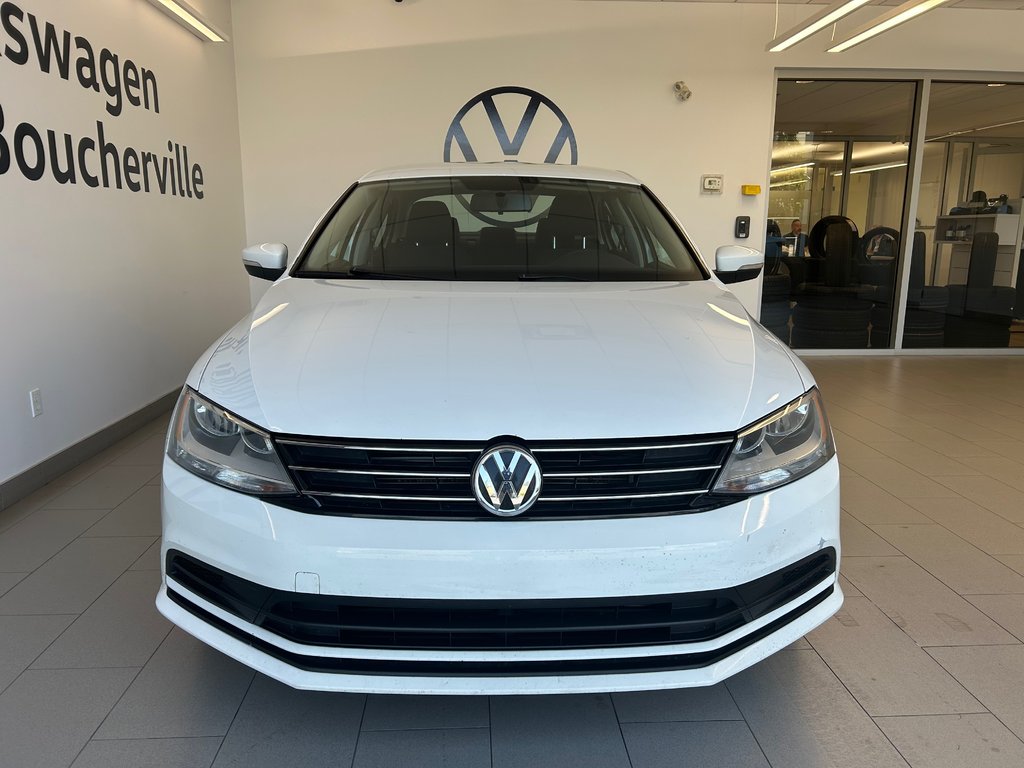 Volkswagen Jetta Sedan TRENDLINE 2015 à Boucherville, Québec - 2 - w1024h768px