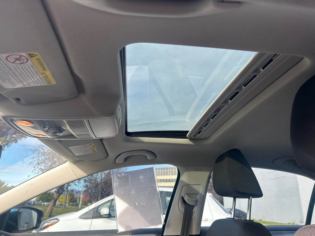 2016 Volkswagen Jetta Sedan TRENDLINE/ A/C / TOIT/ SIEGE CHAUFFANT in Boucherville, Quebec - 16 - w1024h768px