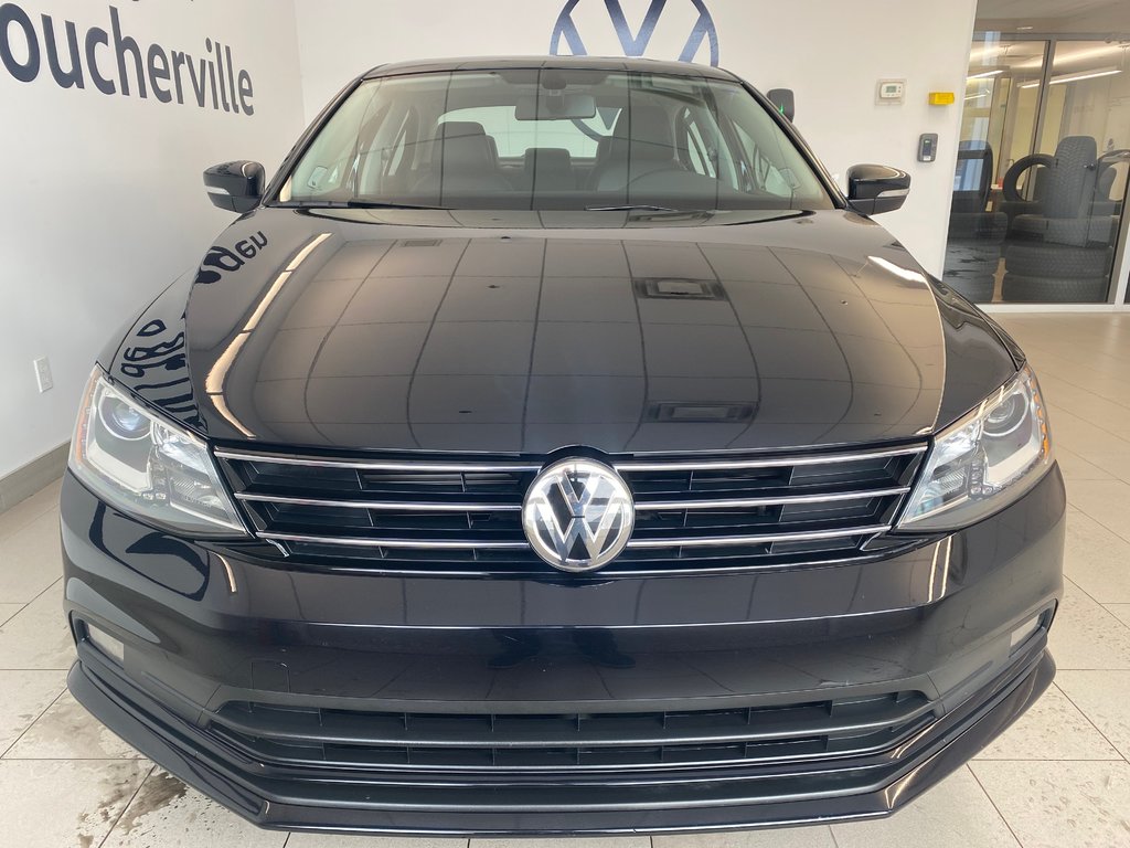 2017 Volkswagen Jetta Sedan HIGHLINE in Boucherville, Quebec - 3 - w1024h768px