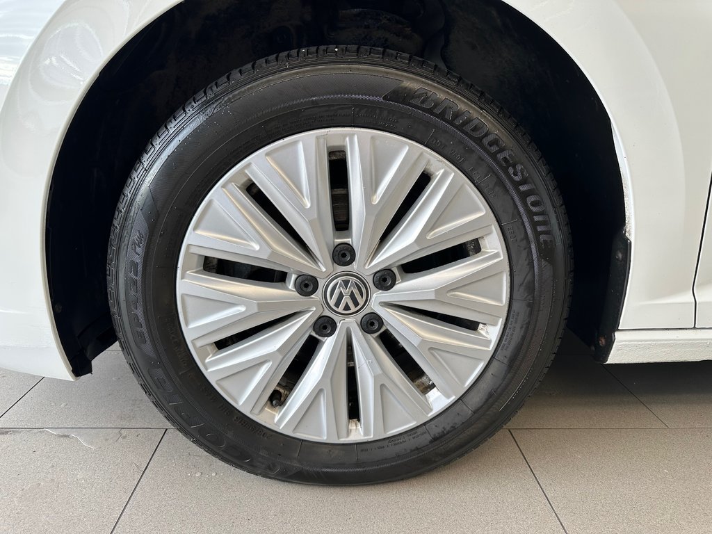 2019 Volkswagen Jetta Comfortline in Boucherville, Quebec - 9 - w1024h768px