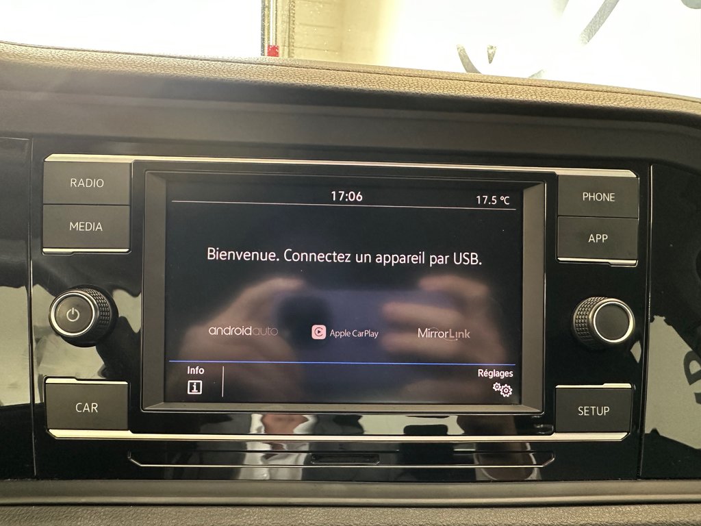 2019 Volkswagen Jetta Comfortline in Boucherville, Quebec - 17 - w1024h768px