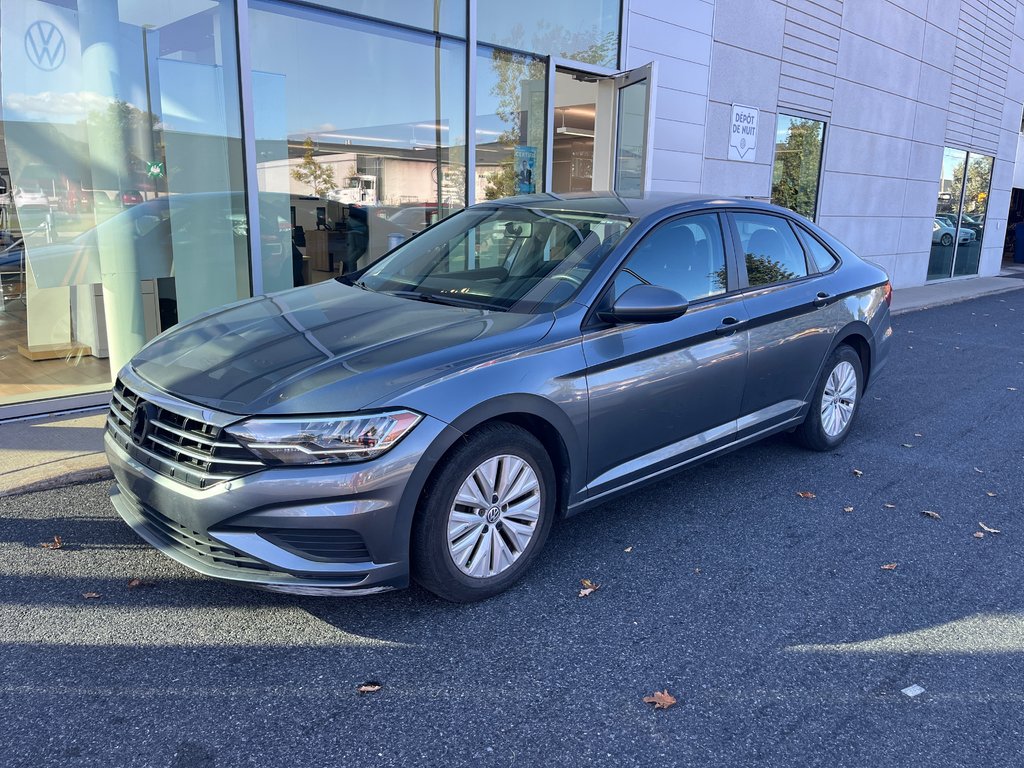 2019 Volkswagen Jetta Comfortline in Boucherville, Quebec - 1 - w1024h768px