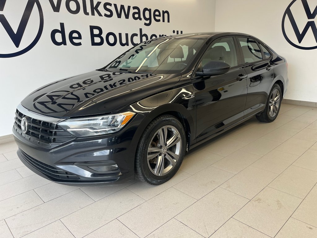 Volkswagen Jetta Highline 2019 à Boucherville, Québec - 1 - w1024h768px