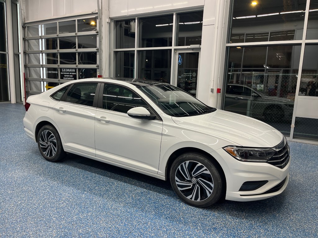 2019 Volkswagen Jetta Execline in Boucherville, Quebec - 7 - w1024h768px