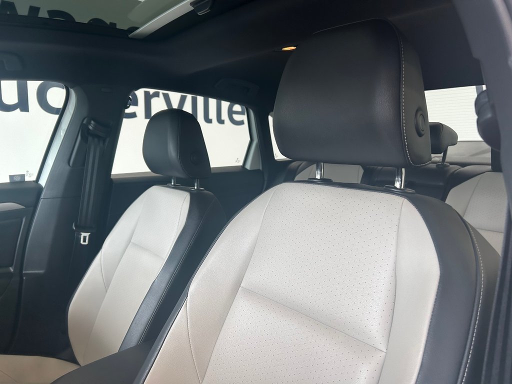 Volkswagen Jetta HIGHLINE R-LINE 2019 à Boucherville, Québec - 29 - w1024h768px