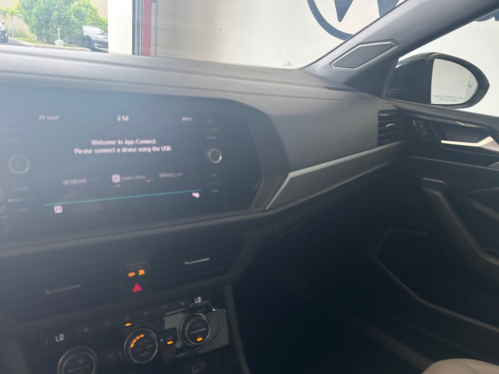 Volkswagen Jetta HIGHLINE R-LINE 2019 à Boucherville, Québec - 23 - w1024h768px