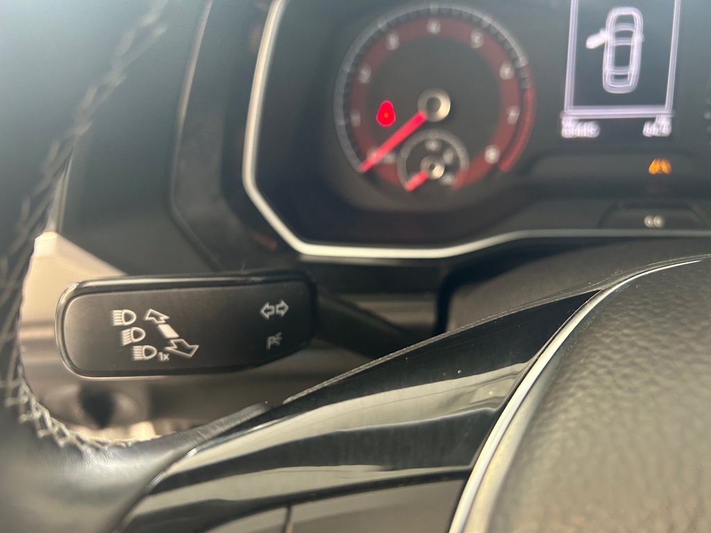 Volkswagen Jetta HIGHLINE R-LINE 2019 à Boucherville, Québec - 28 - w1024h768px