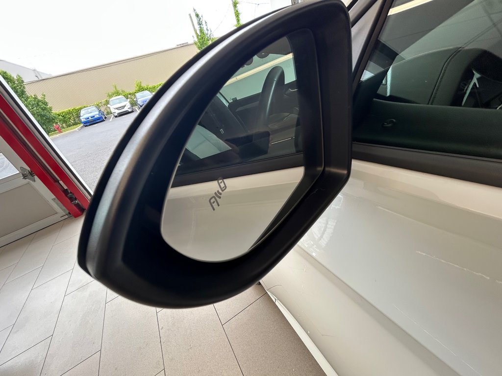 Volkswagen Jetta HIGHLINE R-LINE 2019 à Boucherville, Québec - 11 - w1024h768px
