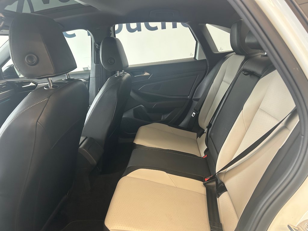 Volkswagen Jetta HIGHLINE R-LINE 2019 à Boucherville, Québec - 31 - w1024h768px