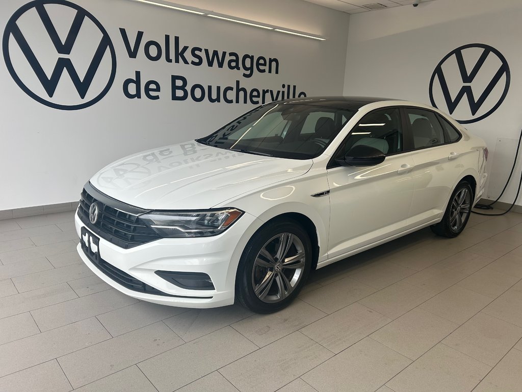 Volkswagen Jetta HIGHLINE R-LINE 2019 à Boucherville, Québec - 1 - w1024h768px