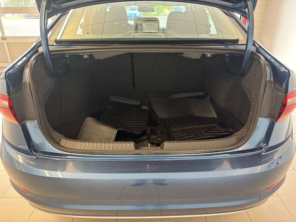 Volkswagen Jetta Comfortline 2019 à Boucherville, Québec - 11 - w1024h768px