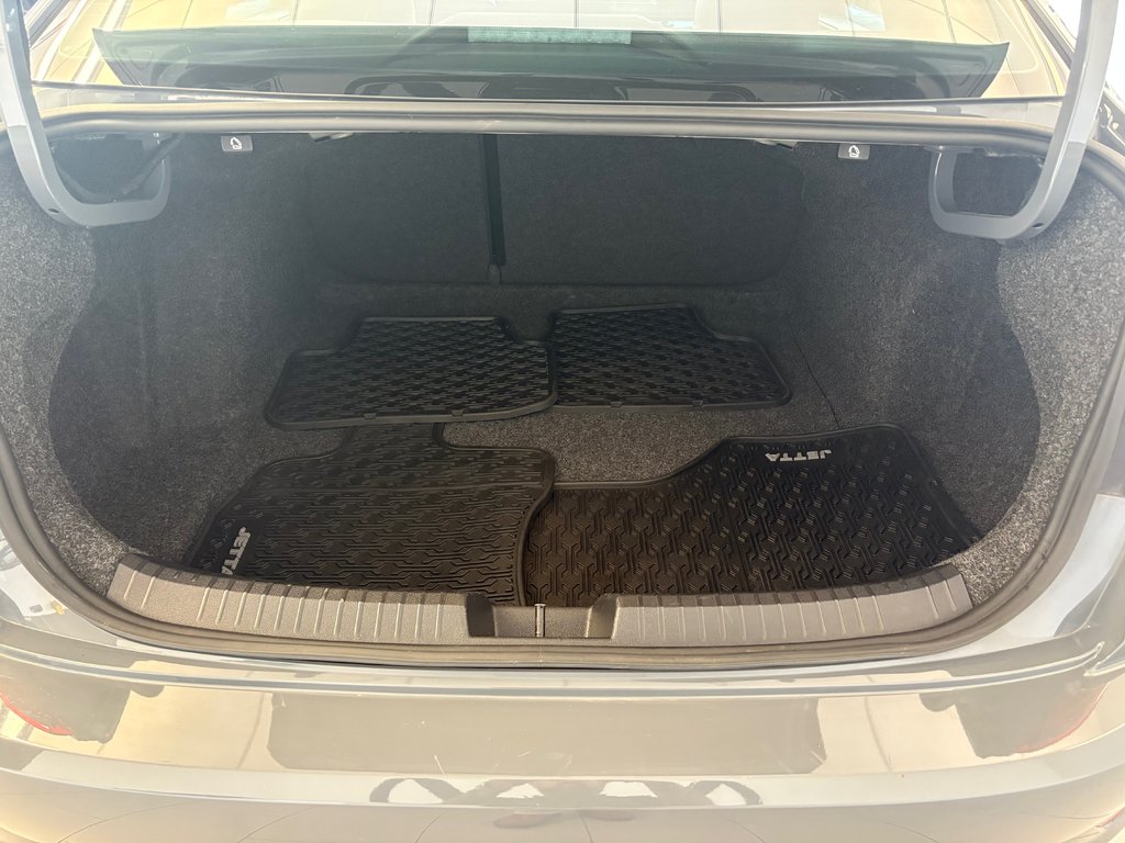 Volkswagen Jetta GLI DSG 2019 à Boucherville, Québec - 6 - w1024h768px