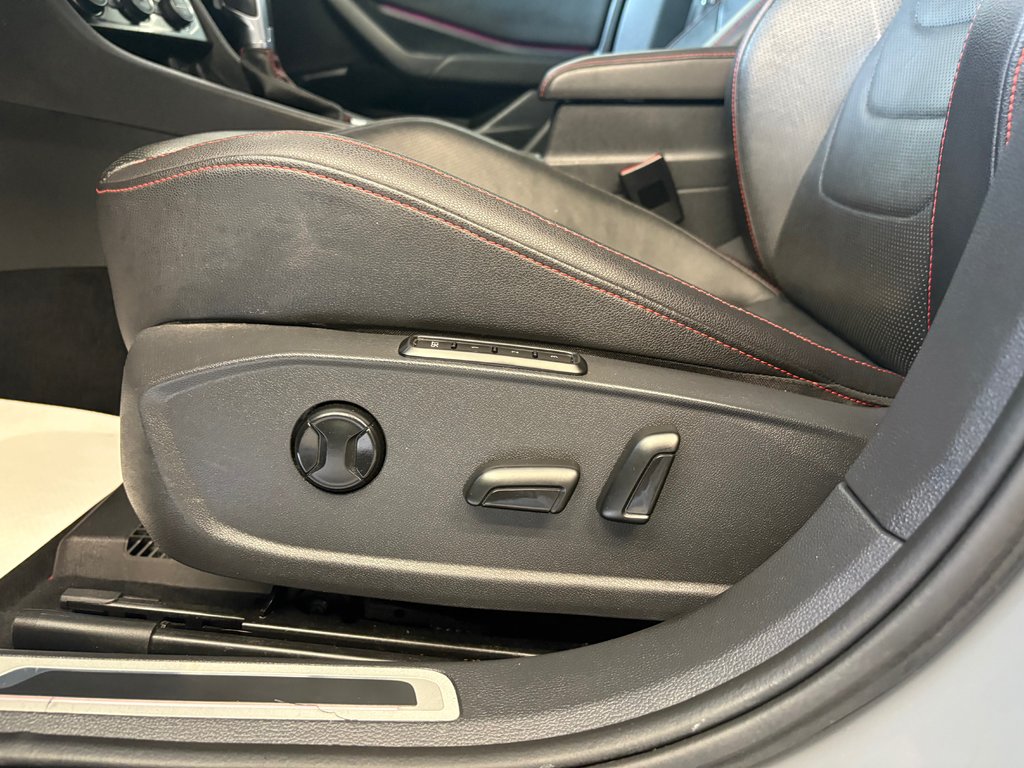 Volkswagen Jetta GLI DSG 2019 à Boucherville, Québec - 10 - w1024h768px