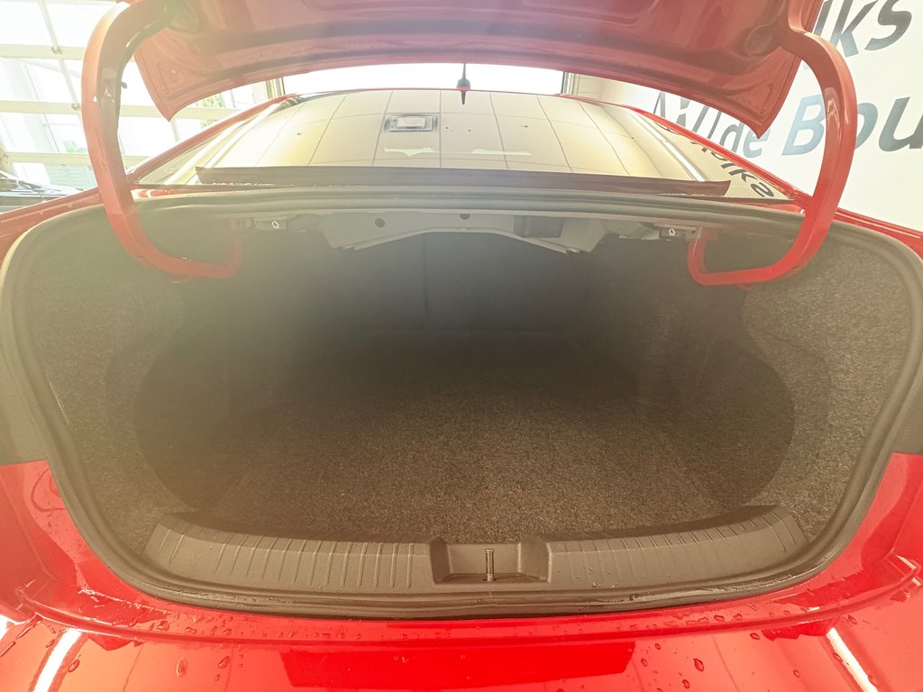 2019 Volkswagen Jetta Comfortline Manuelle in Boucherville, Quebec - 9 - w1024h768px