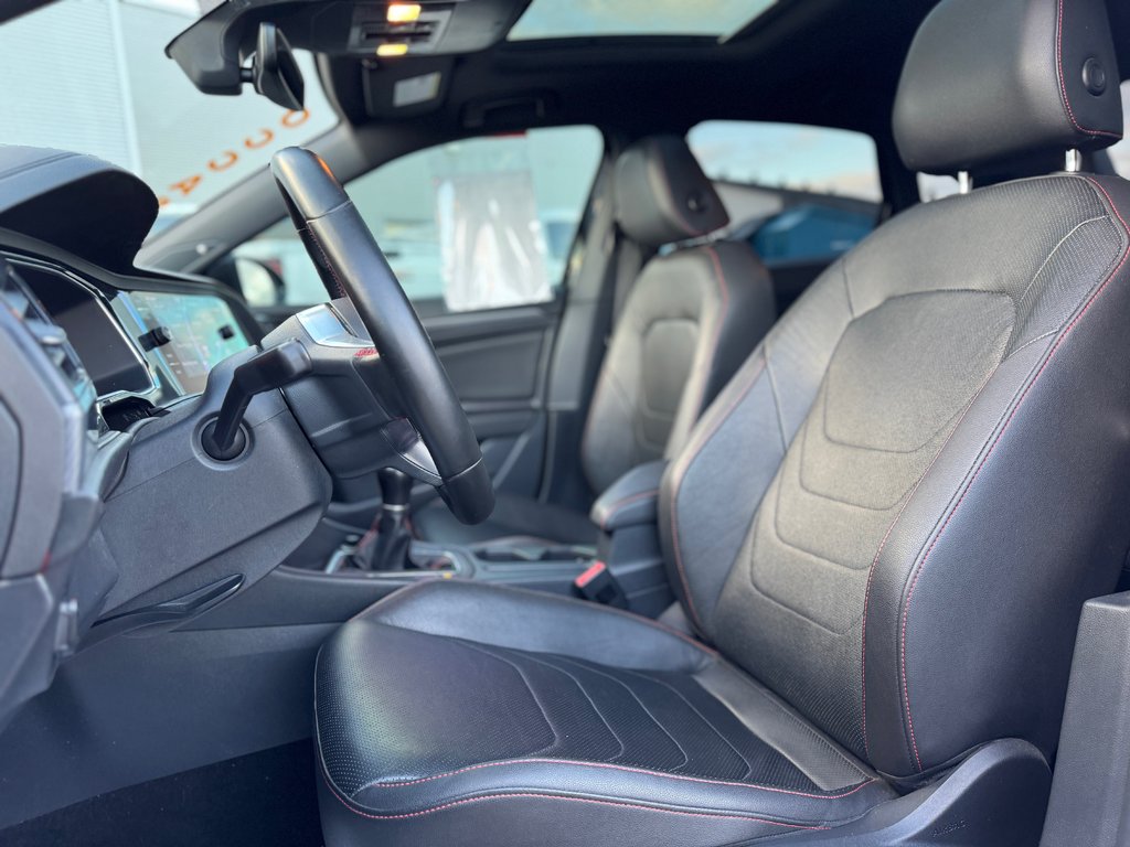 Volkswagen Jetta GLI Cuir Toit Ouvrant Navigation 2019 à Terrebonne, Québec - 10 - w1024h768px