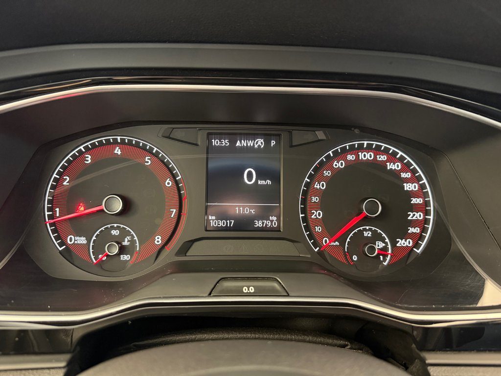 2021 Volkswagen Jetta Highline in Boucherville, Quebec - 17 - w1024h768px