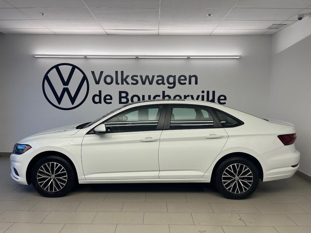 2021 Volkswagen Jetta Highline in Boucherville, Quebec - 2 - w1024h768px