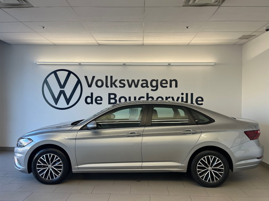 2021 Volkswagen Jetta Highline in Boucherville, Quebec - 2 - w1024h768px