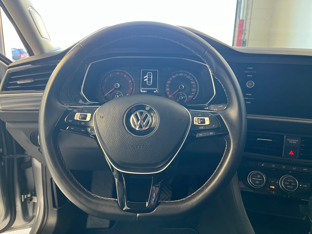 2021 Volkswagen Jetta Highline in Boucherville, Quebec - 14 - w1024h768px