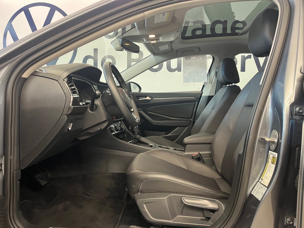 2021 Volkswagen Jetta Highline in Boucherville, Quebec - 6 - w1024h768px