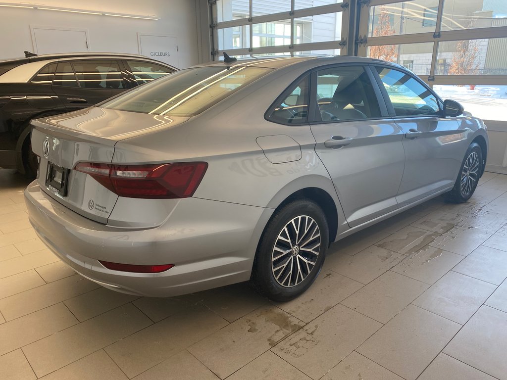 2021 Volkswagen Jetta HIGHLINE in Boucherville, Quebec - 6 - w1024h768px