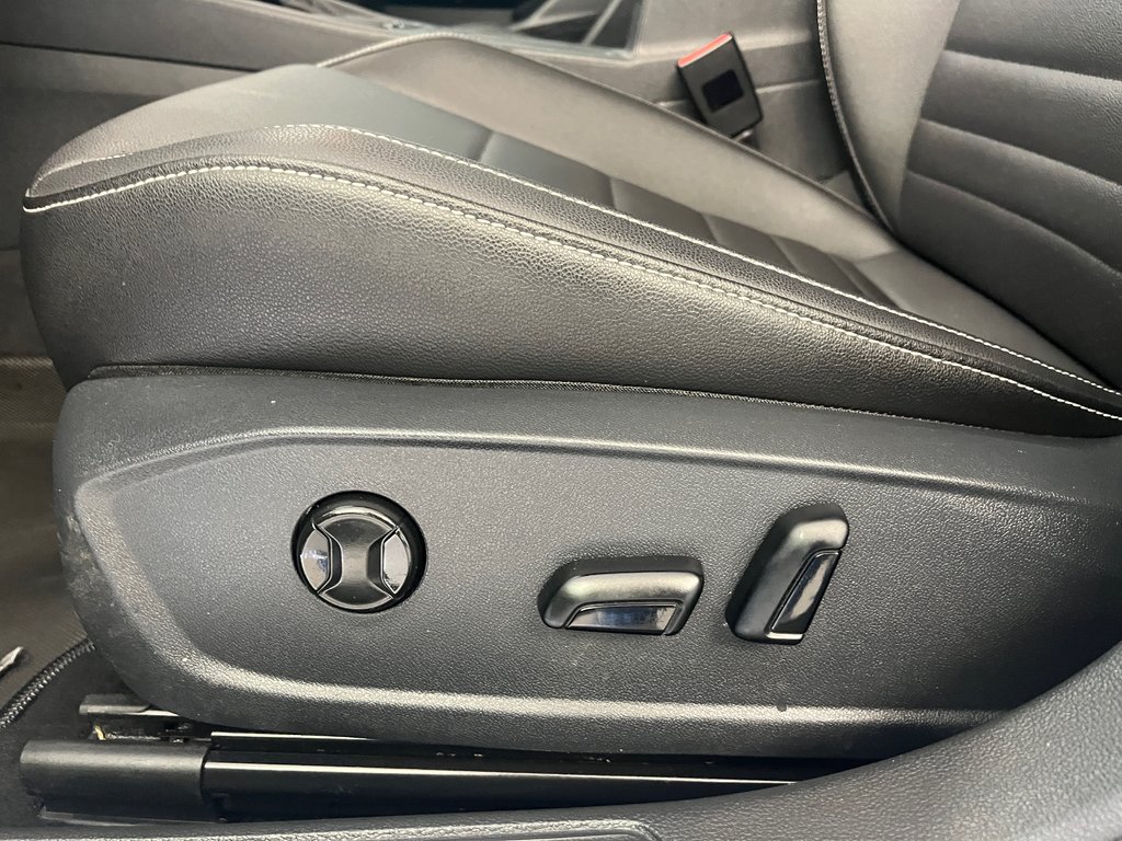 2022 Volkswagen Jetta Comfortline in Boucherville, Quebec - 11 - w1024h768px