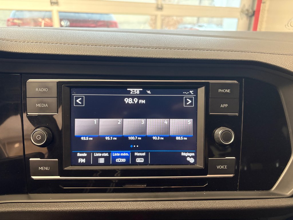 Volkswagen Jetta Trendline 2022 à Boucherville, Québec - 14 - w1024h768px