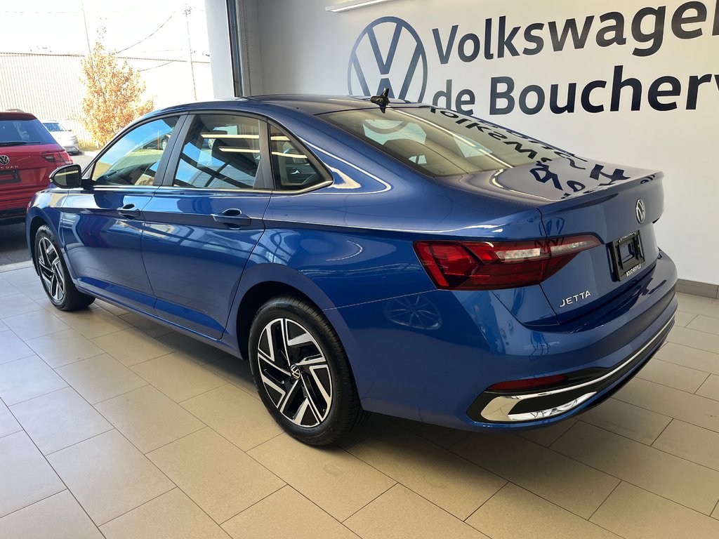 Volkswagen Jetta Highline 2024 à Boucherville, Québec - 8 - w1024h768px