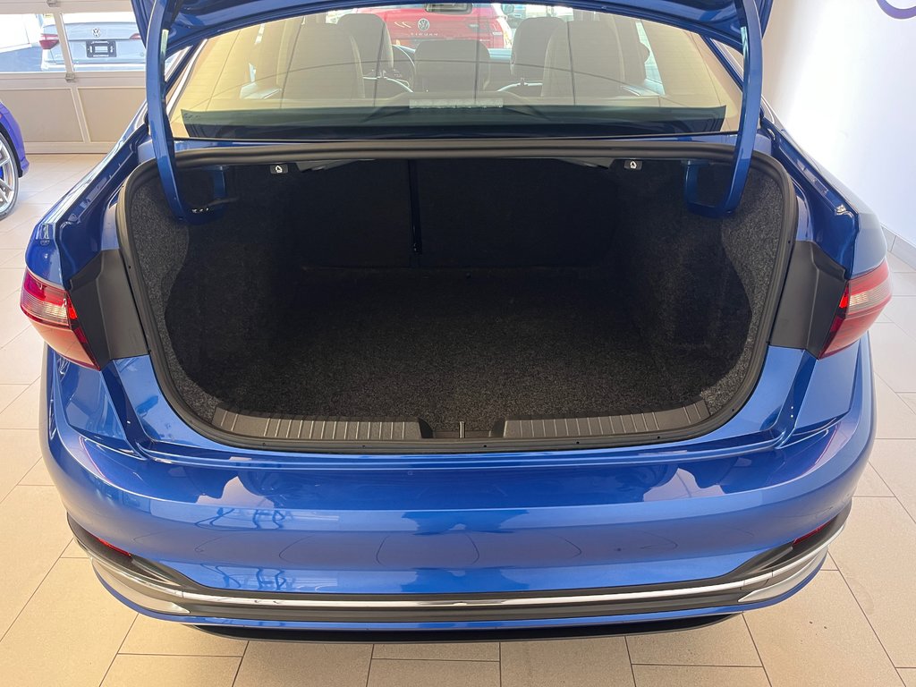 Volkswagen Jetta Highline 2024 à Boucherville, Québec - 9 - w1024h768px