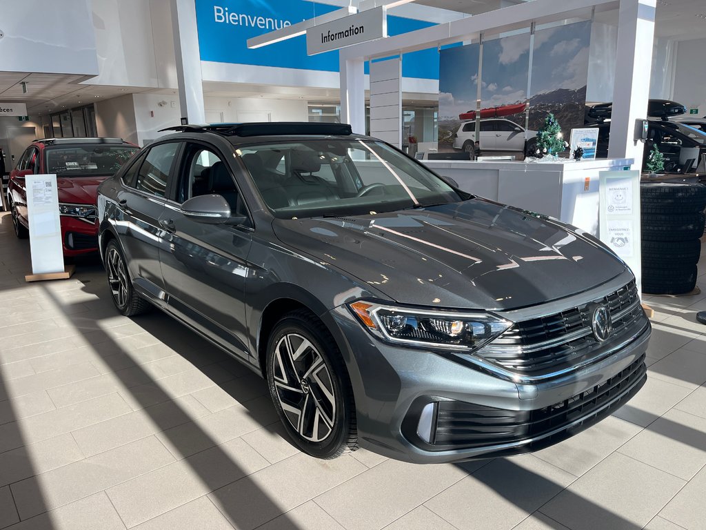 Volkswagen Jetta Highline 2024 à Boucherville, Québec - 3 - w1024h768px