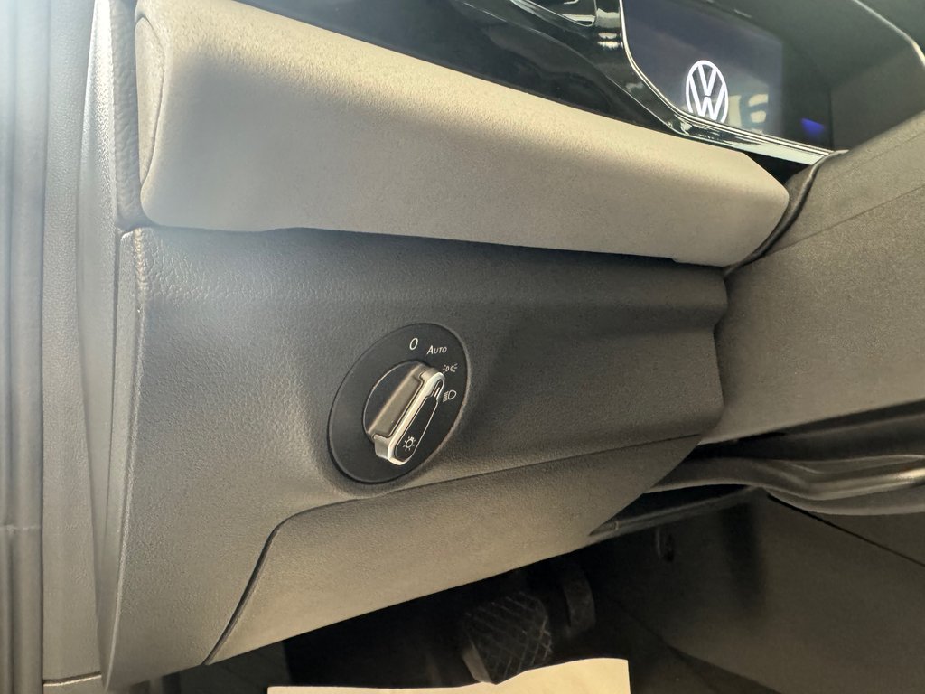 2025 Volkswagen Jetta Comfortline in Boucherville, Quebec - 12 - w1024h768px