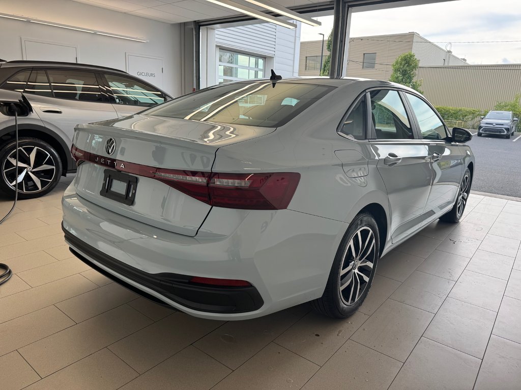 2025 Volkswagen Jetta Comfortline in Boucherville, Quebec - 6 - w1024h768px
