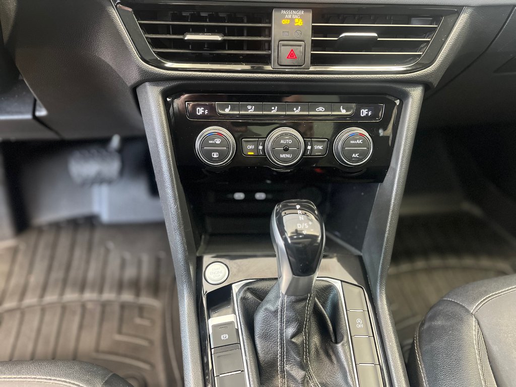 Volkswagen Taos Comfortline 4 Motion 2022 à Boucherville, Québec - 16 - w1024h768px