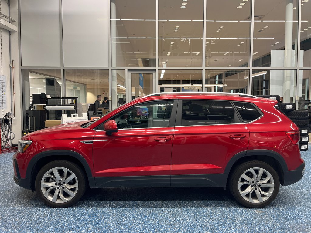 Volkswagen Taos Comfortline 2022 à Boucherville, Québec - 9 - w1024h768px