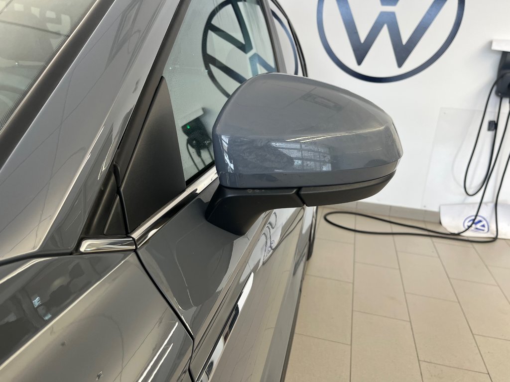 2022 Volkswagen Taos Comfortline in Boucherville, Quebec - 10 - w1024h768px