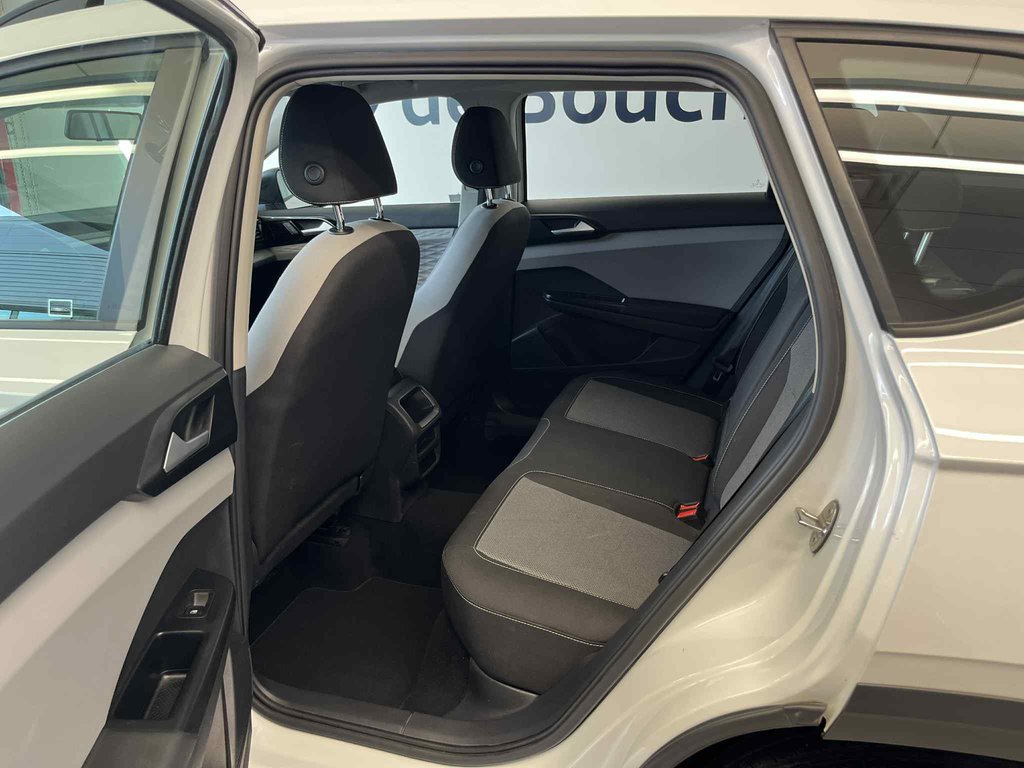 2022 Volkswagen Taos Trendline in Boucherville, Quebec - 28 - w1024h768px