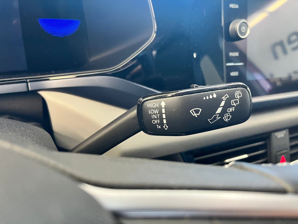 2022 Volkswagen Taos Comfortline in Boucherville, Quebec - 24 - w1024h768px