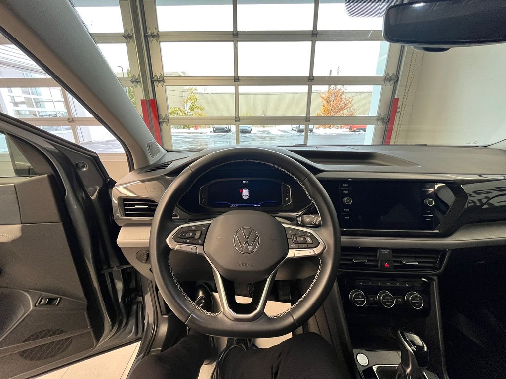 Volkswagen Taos Highline 2022 à Boucherville, Québec - 15 - w1024h768px