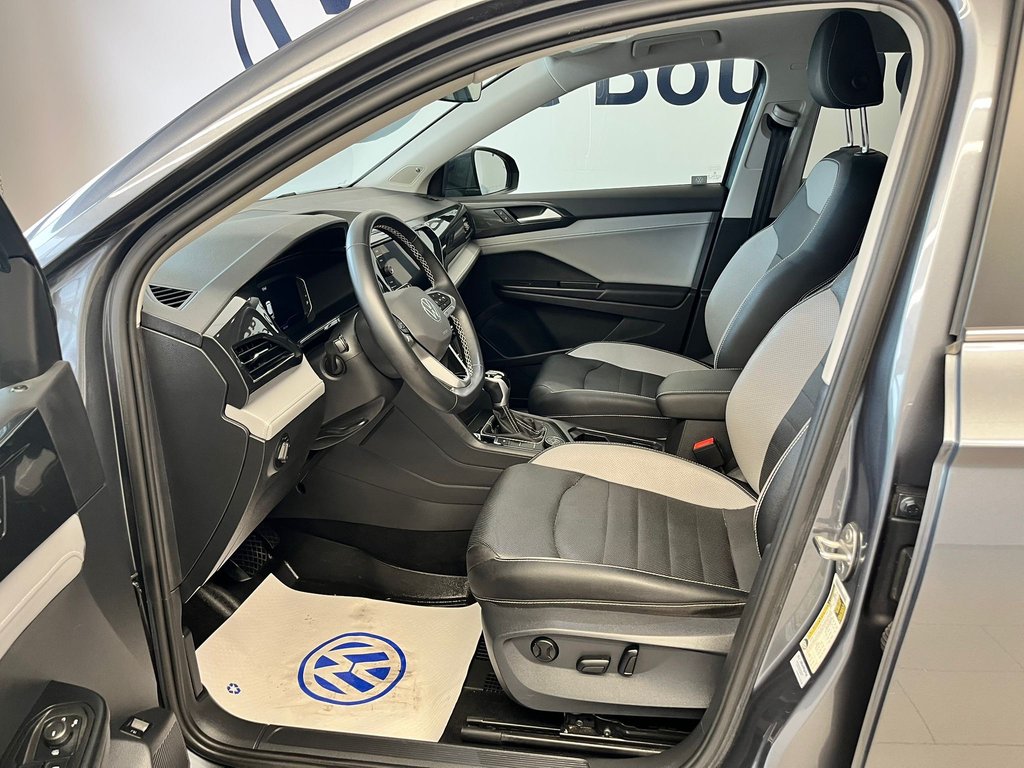 Volkswagen Taos Highline 2022 à Boucherville, Québec - 10 - w1024h768px