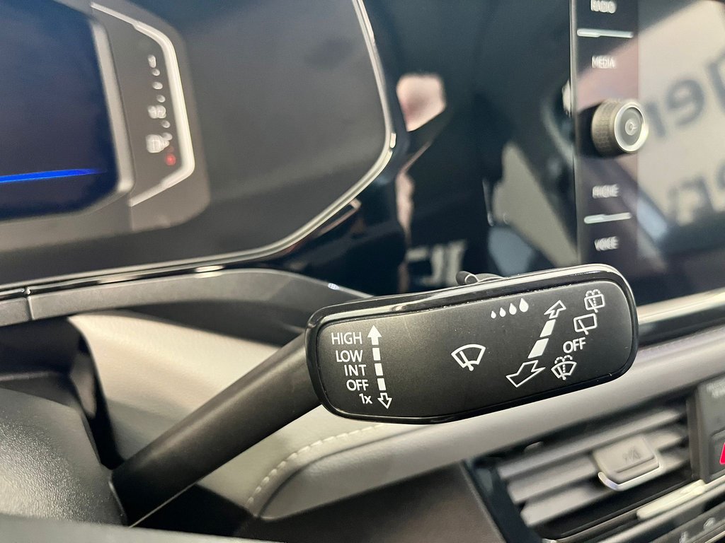 Volkswagen Taos Highline 2022 à Boucherville, Québec - 26 - w1024h768px